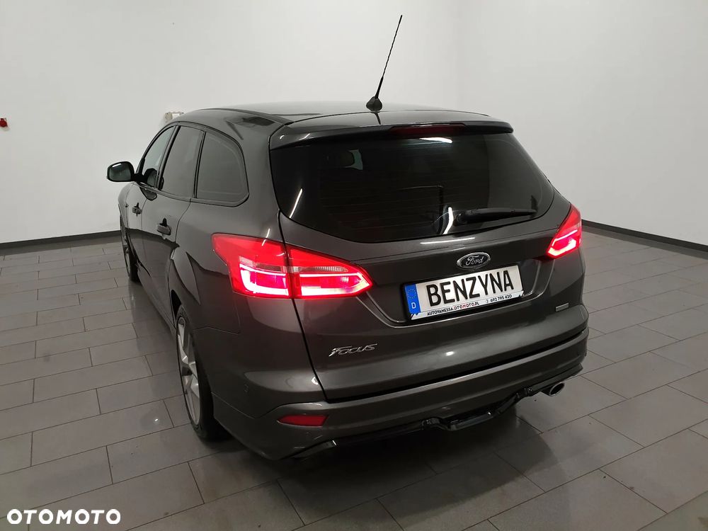 Ford Focus 1.5 EcoBoost STart-Stopp-System ST-LINE - 35