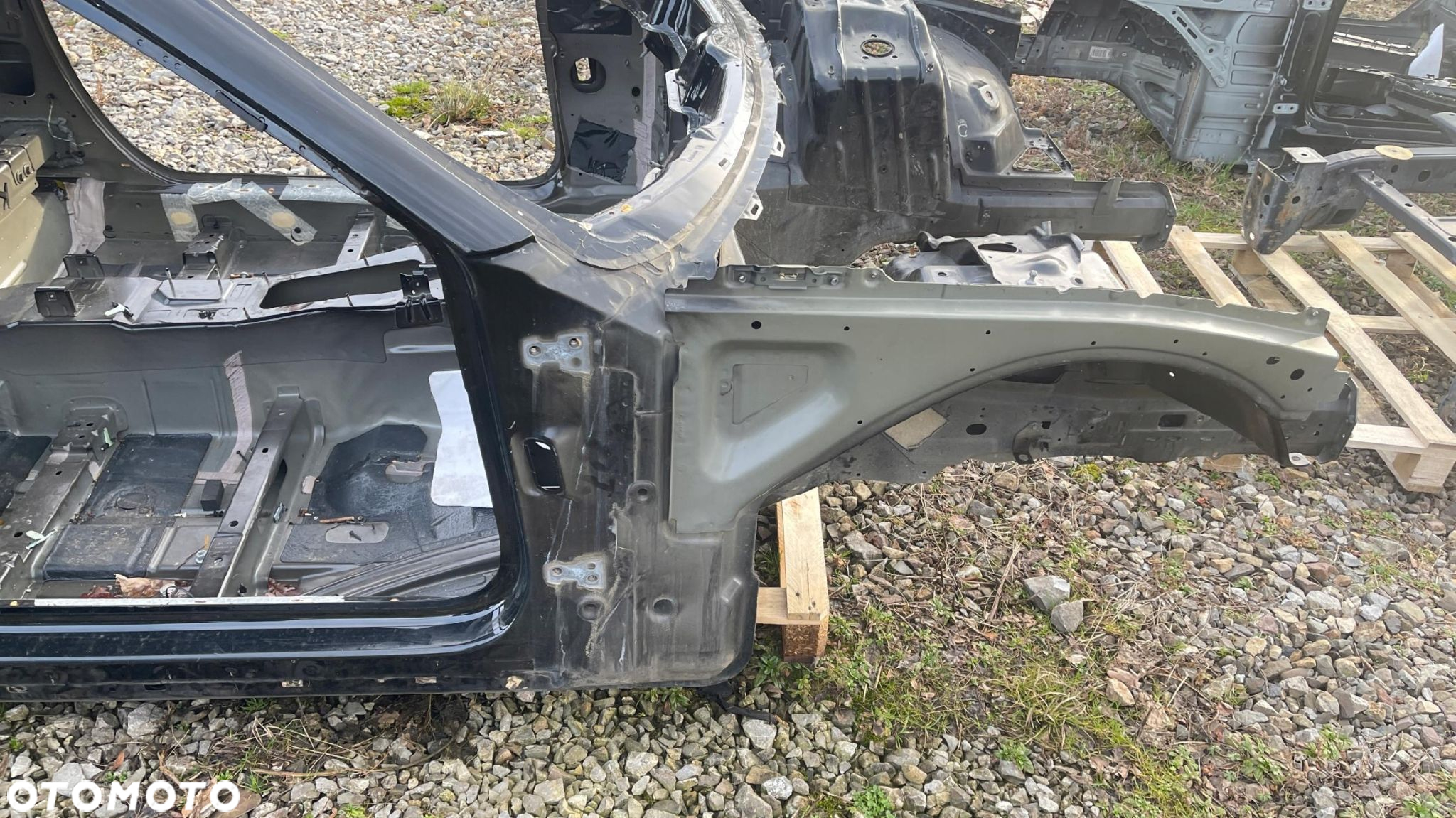 U2 DODGE CHALLENGER 15- ĆWIARTKA PRAWA PRZÓD PODŁUŻNICA KIELICH PX8 - 3