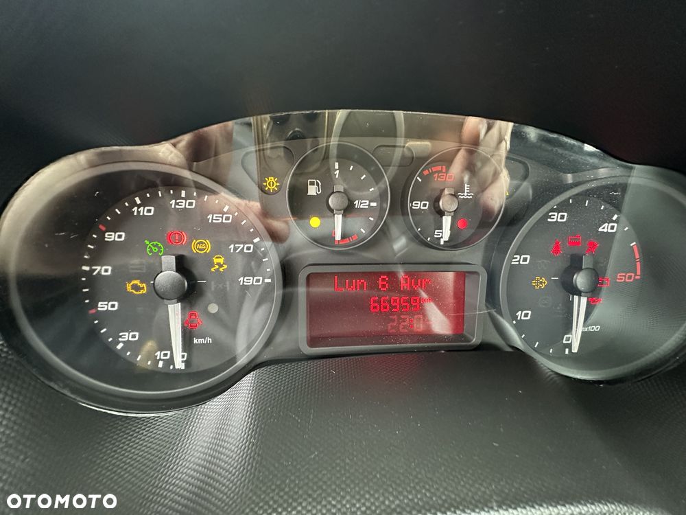 Iveco Daily 35C14 Wywrotka 3x do 3.5 tony+ HDS BONFIGLIOLI P.3500L - 17