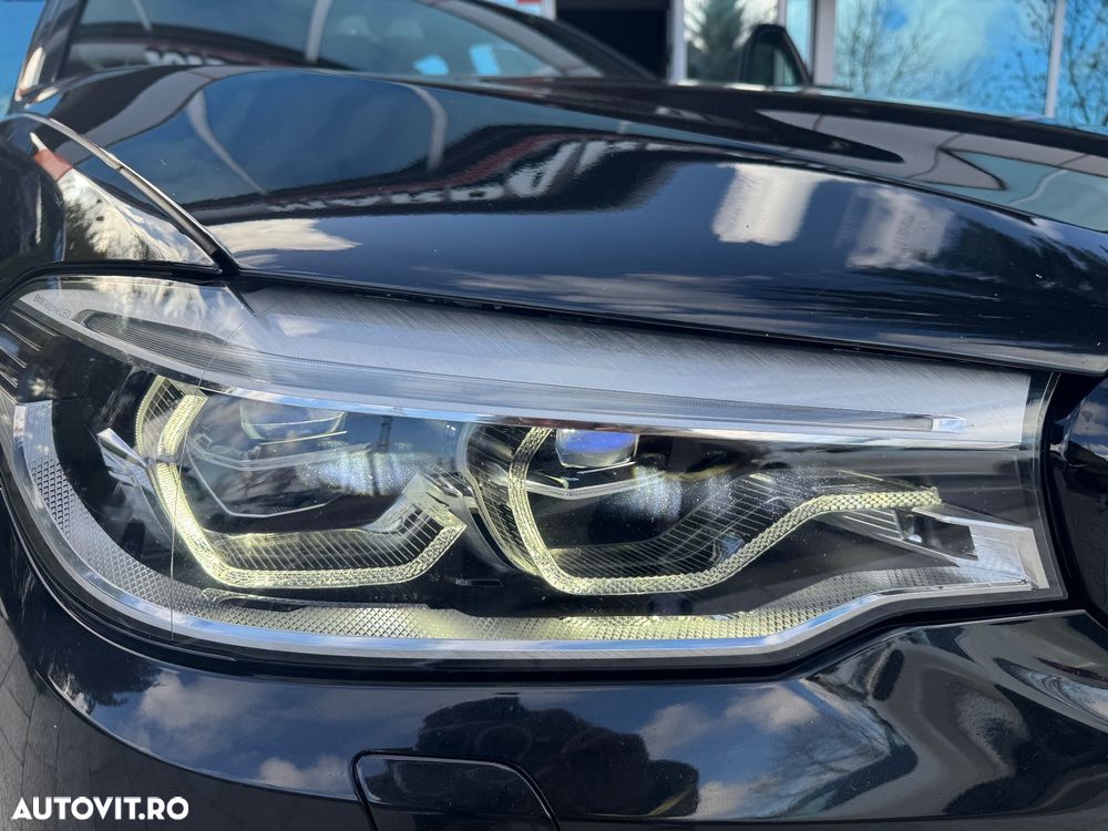 BMW Seria 5 530d xDrive - 33