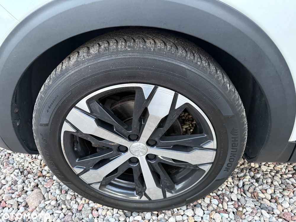 Peugeot 3008 1.5 BlueHDi GT Pack S&S EAT8 - 36