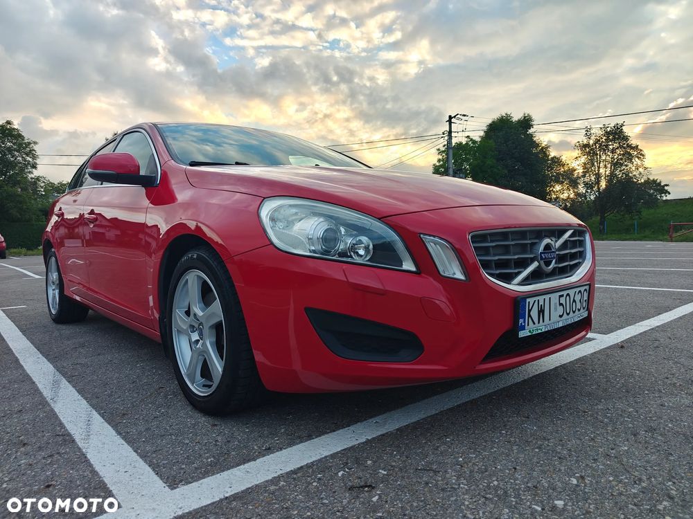 Volvo V60 DRIVe - 1