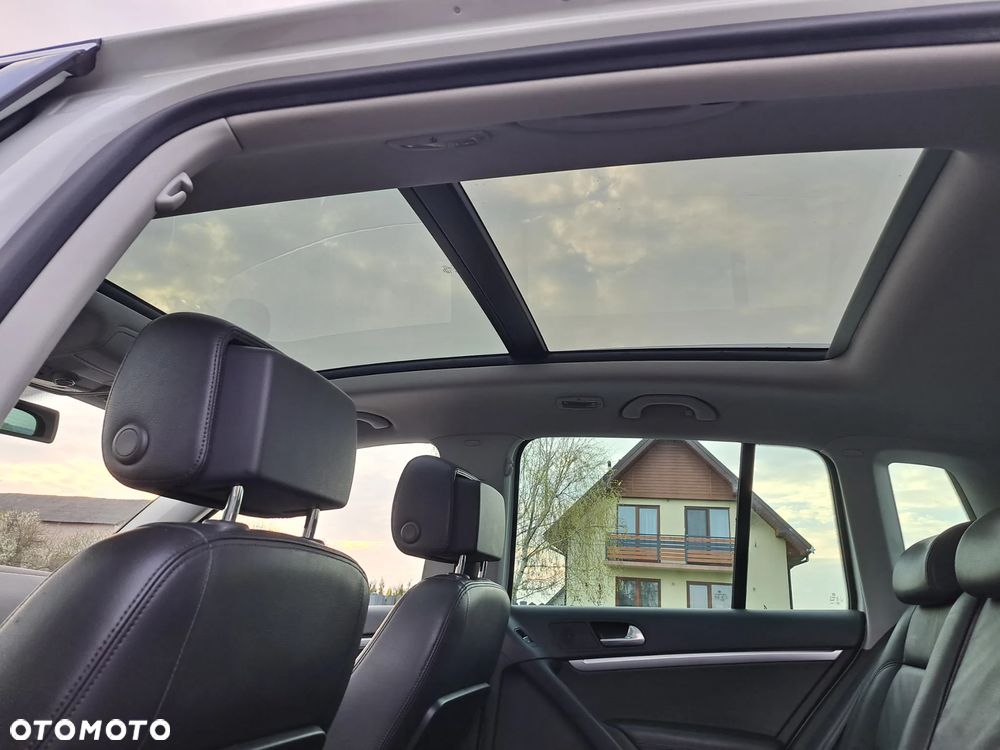 Volkswagen Tiguan 2.0 TDI SCR 4MOTION BlueMotion Technology DSG Sport & Style - 14