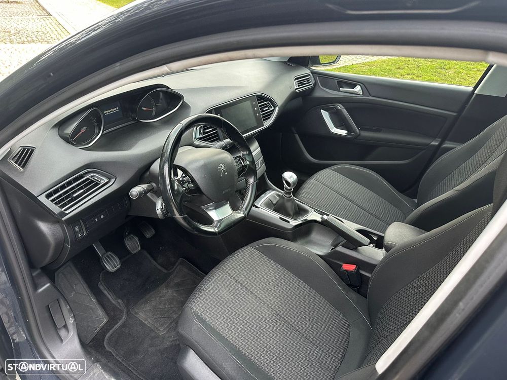 Peugeot 308 SW BlueHDi 100 Stop & Start Active - 11