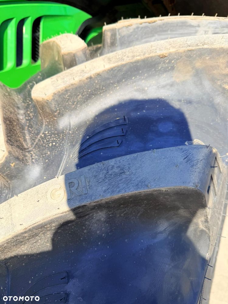 John Deere 6175R - 24