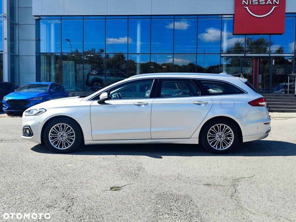 Ford Mondeo - 8