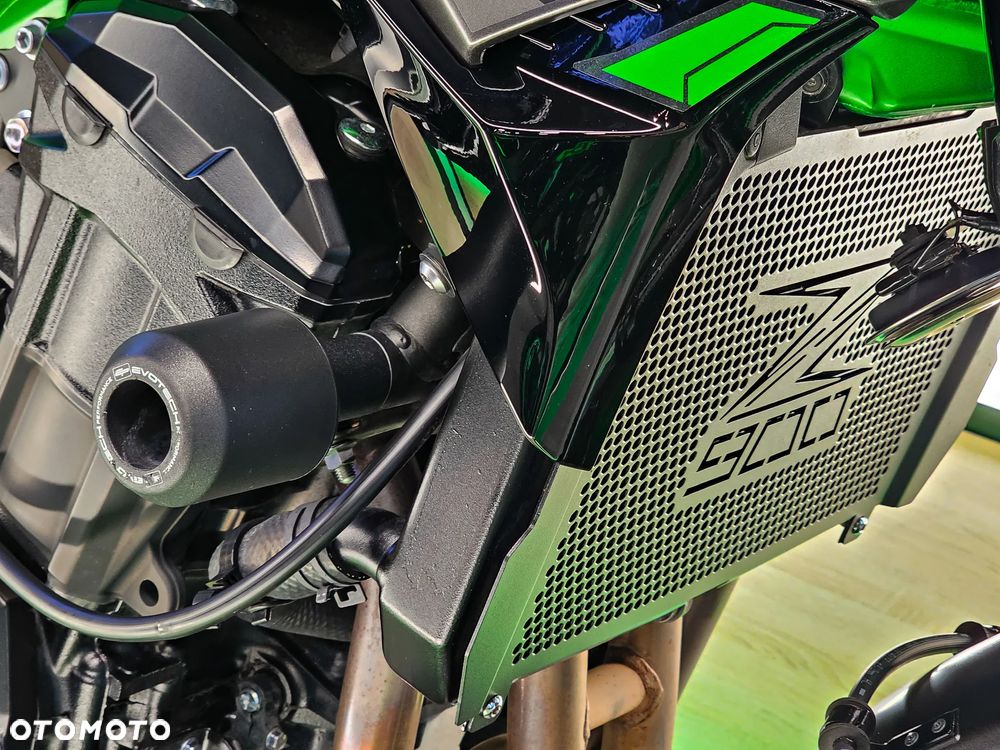 Kawasaki Z 900 - 7