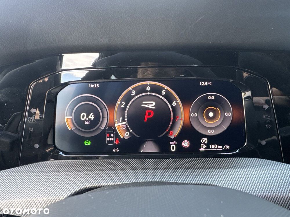 Volkswagen Golf - 14