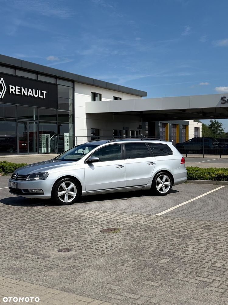 Volkswagen Passat 1.6 TDI Comfortline - 4