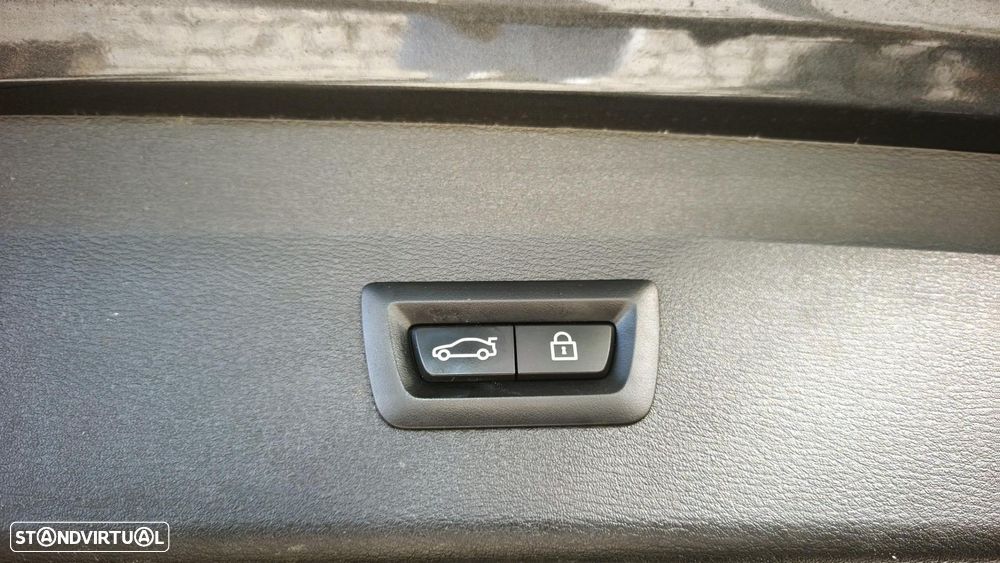 BMW X1 xDrive25e M Sport - 38