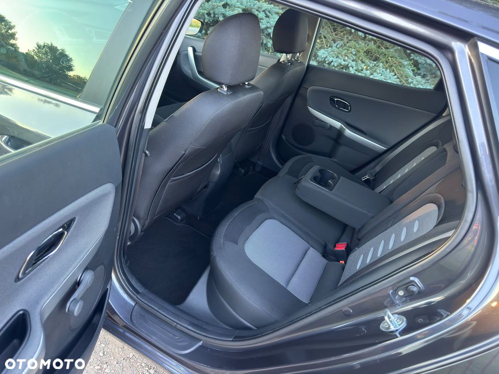Kia Ceed 1.4 CVVT Fifa World Cup Edition - 18