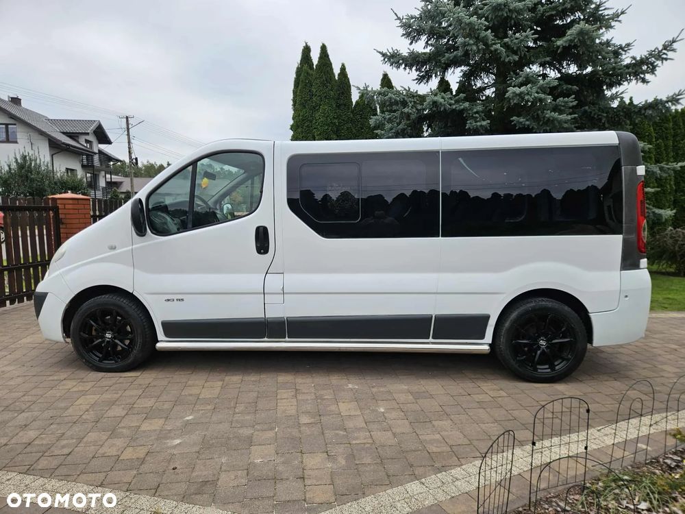 Renault Trafic - 2