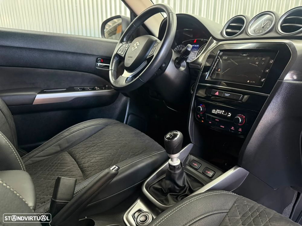 Suzuki Vitara 1.4T GLX 4WD Mild Hybrid - 22