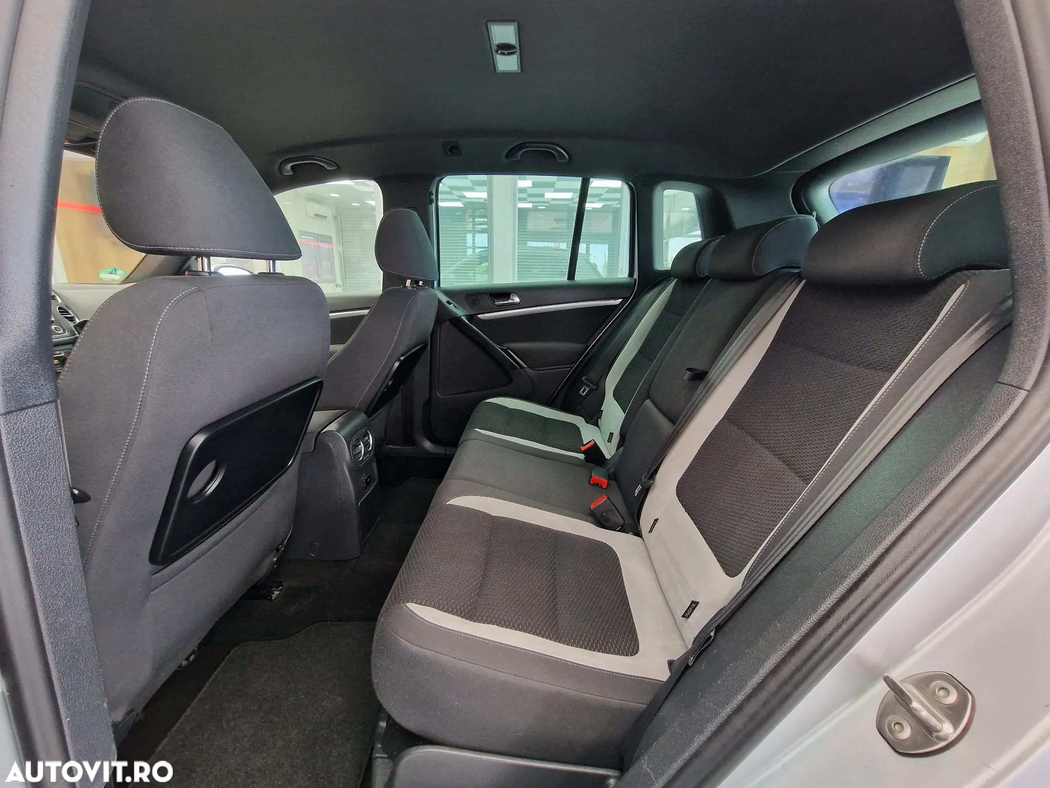 Volkswagen Tiguan 2.0 TDI 4Motion DSG BMT Sport & Style - 7