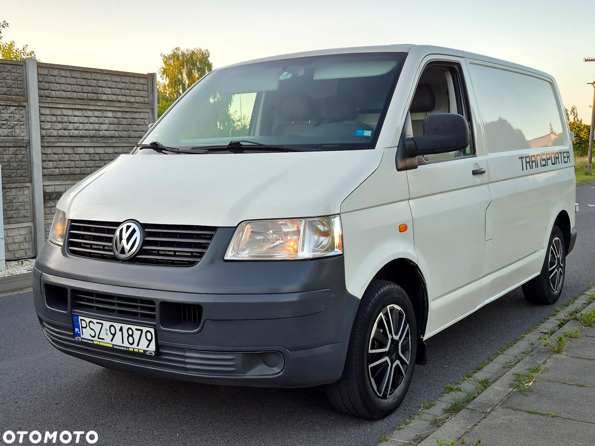 Volkswagen T5 1.9 TDI 105km. - 2