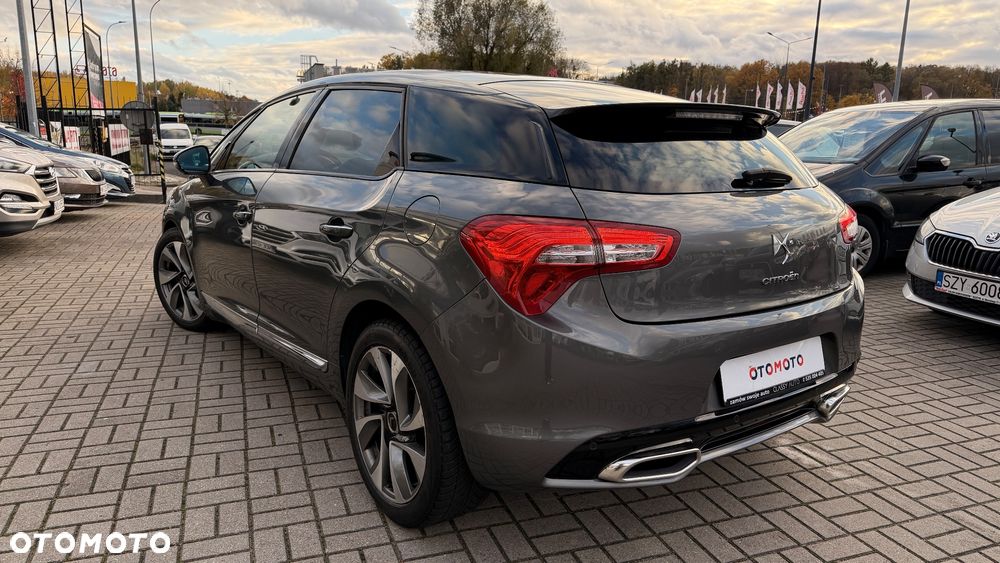 Citroën DS5 HDi 165 SportChic - 33