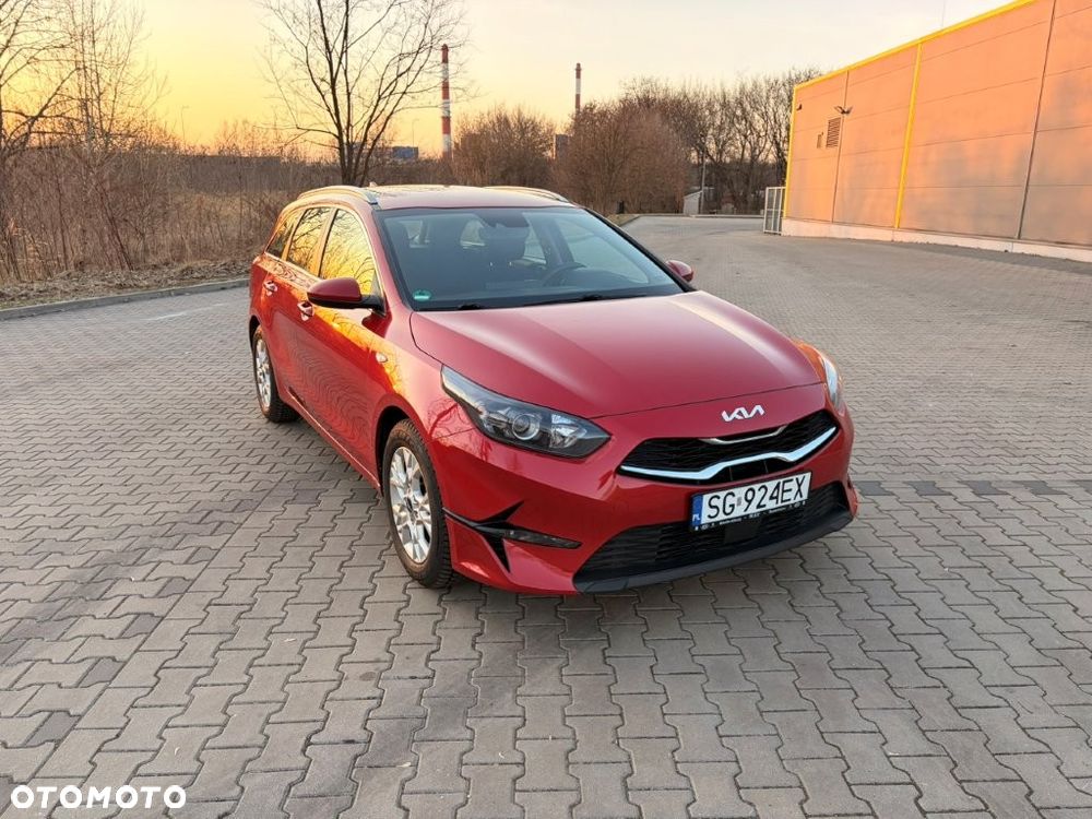 Kia Ceed - 4