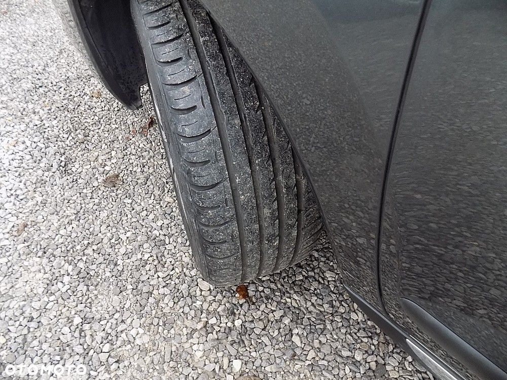 Peugeot 3008 PureTech 130 Stop & Start GPF Allure - 28