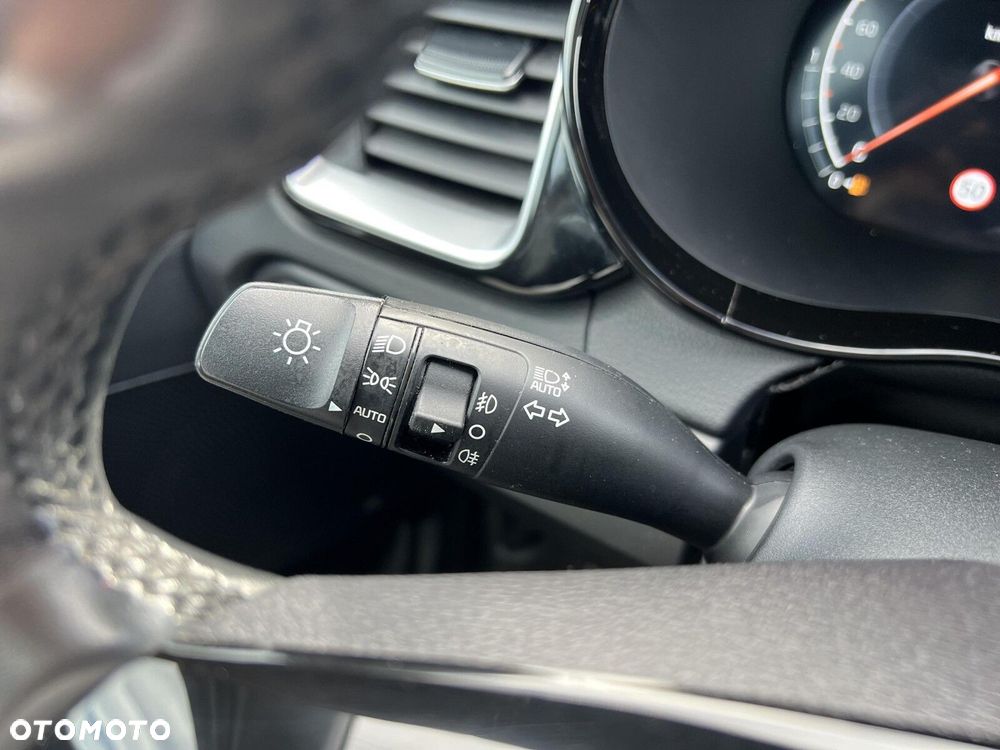 Kia XCeed - 15