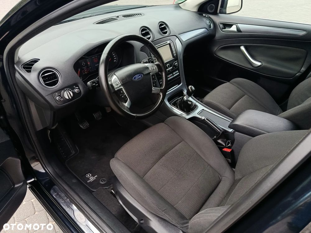 Ford Mondeo Turnier 2.2 TDCi Trend - 18