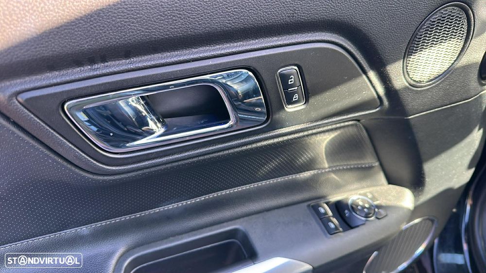 Ford Mustang 2.3 Eco Boost - 18