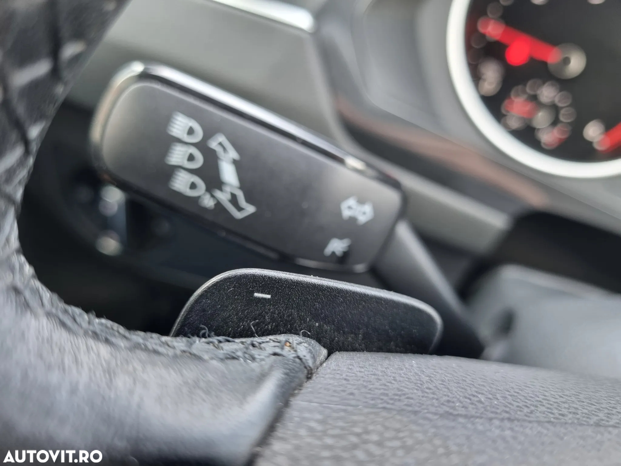 Volkswagen Tiguan 2.0 TDI SCR DSG Life - 16