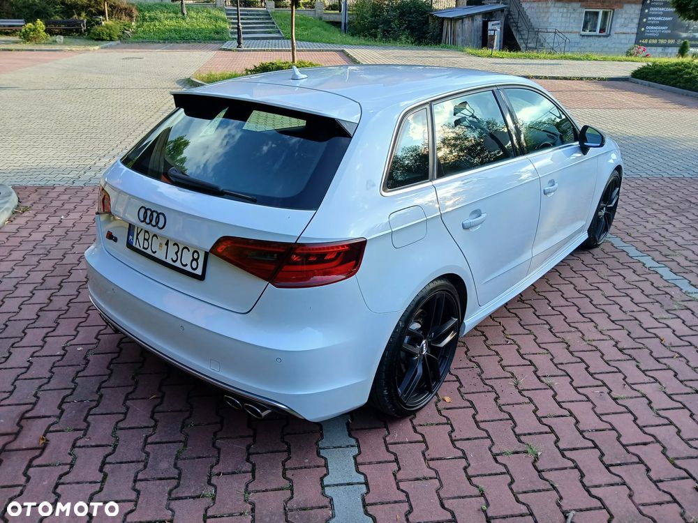 Audi S3 S tronic - 8