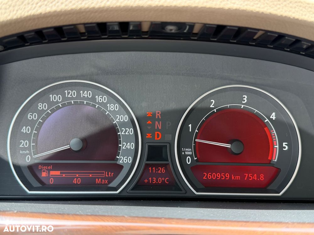 BMW Seria 7 730d A - 14