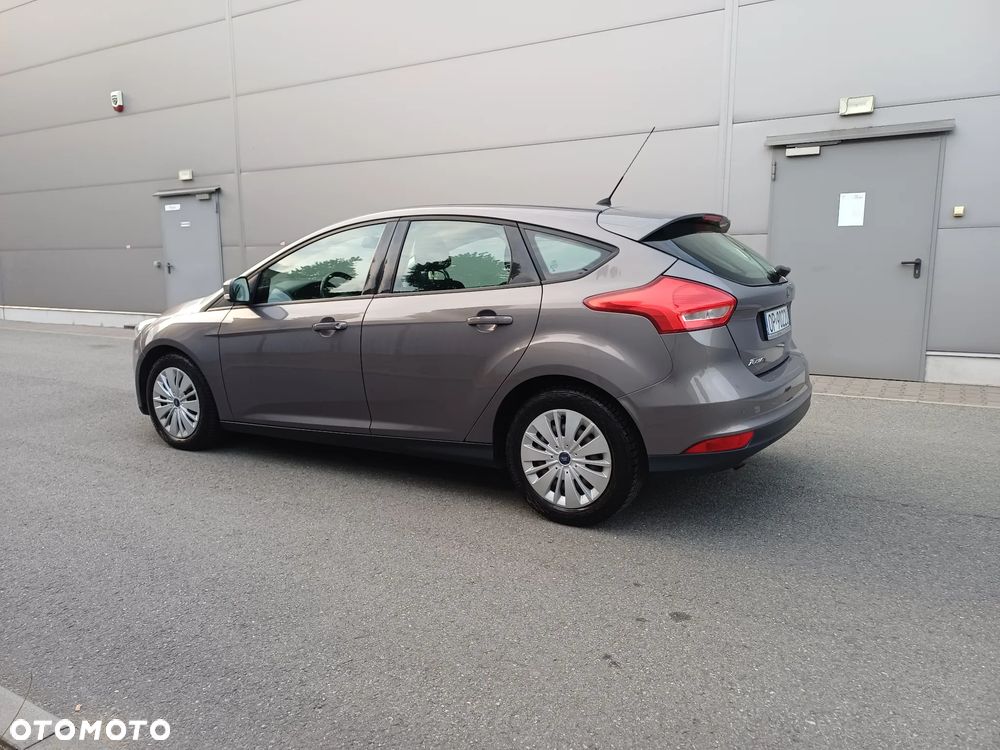 Ford Focus 1.6 Trend - 2
