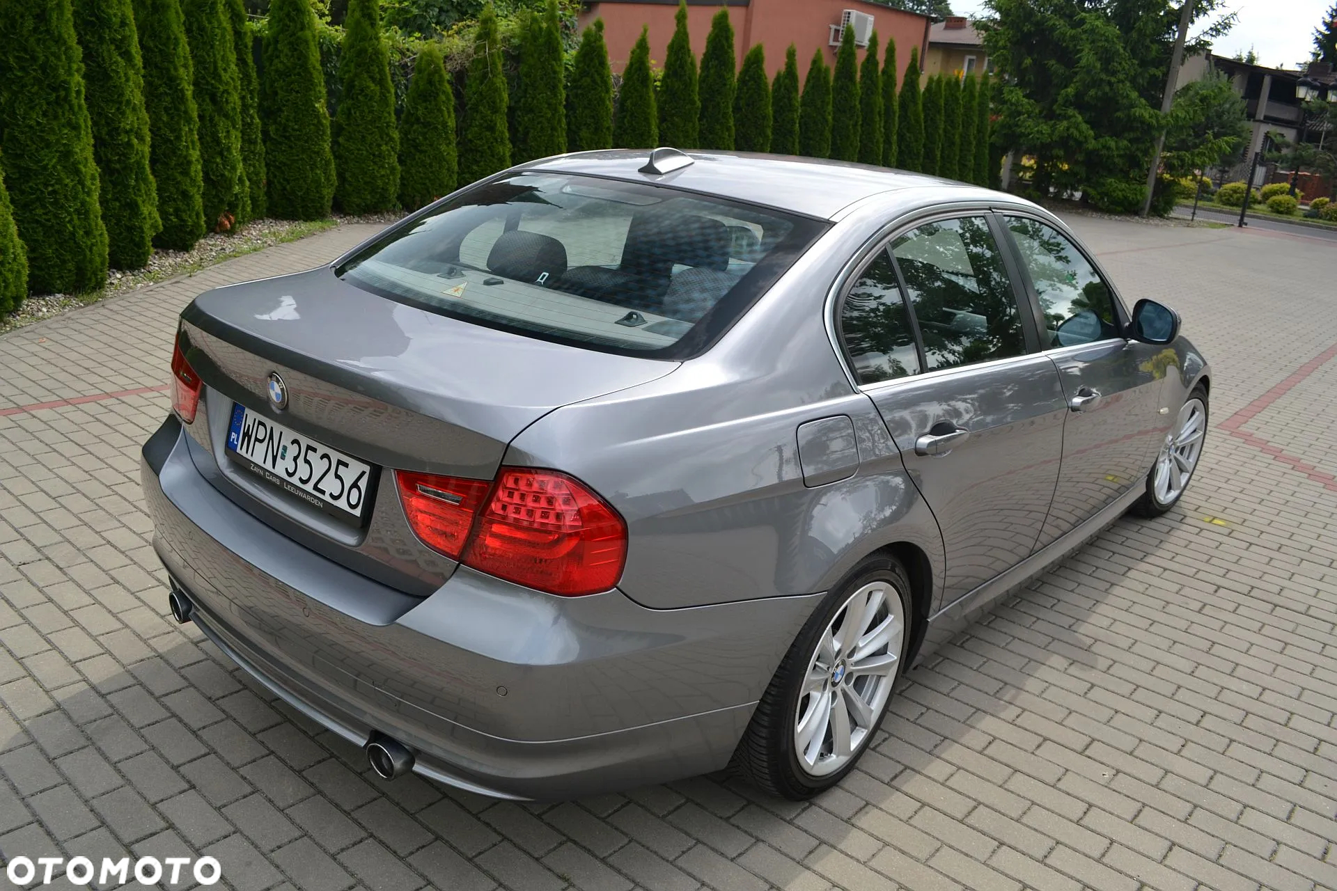 BMW Seria 3 335d DPF Edition Exclusive - 4