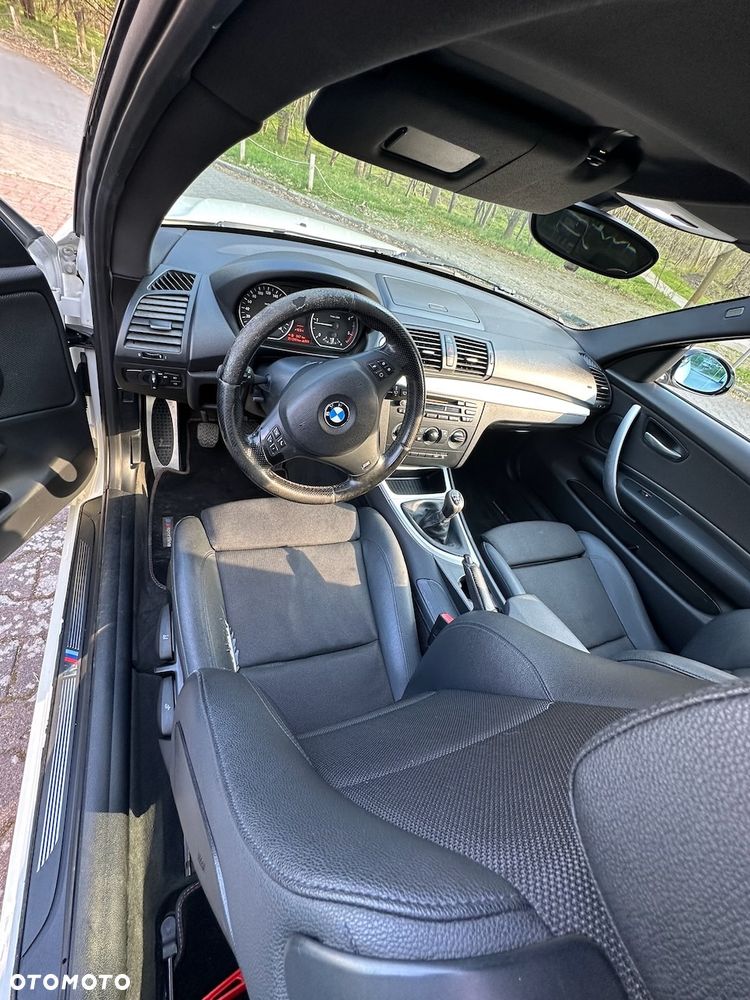 BMW Seria 1 118d DPF - 19