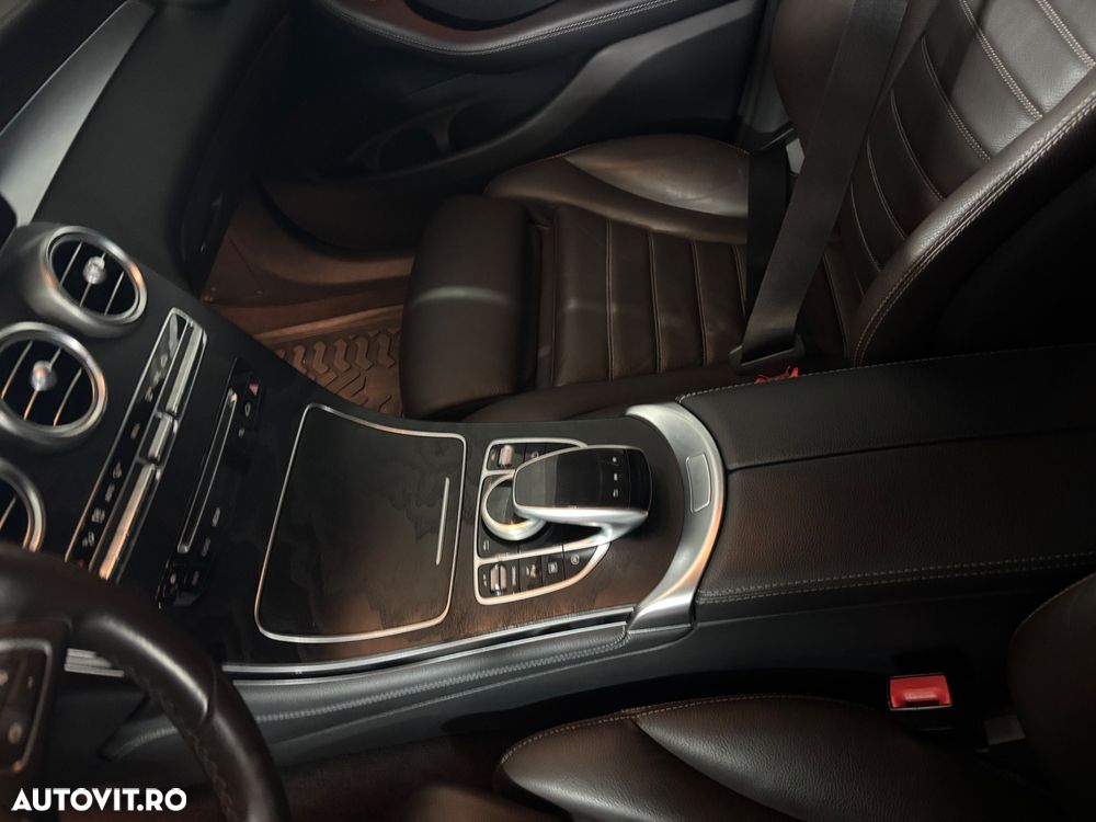 Mercedes-Benz GLC 250 d 4MATIC - 11