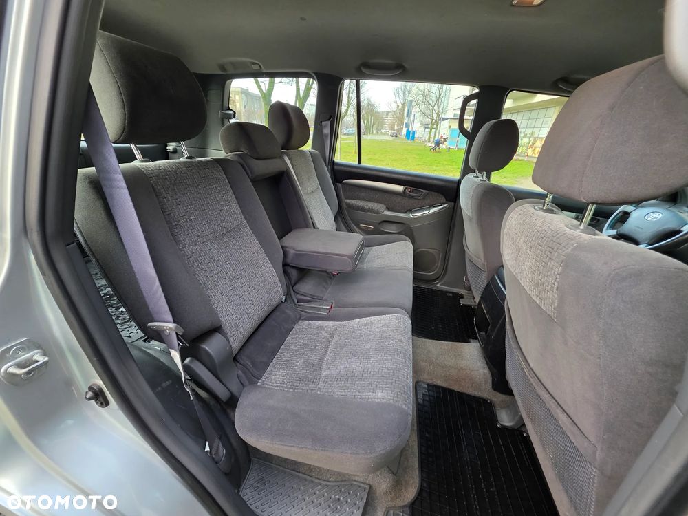 Toyota Land Cruiser 3.0 D Sol - 27