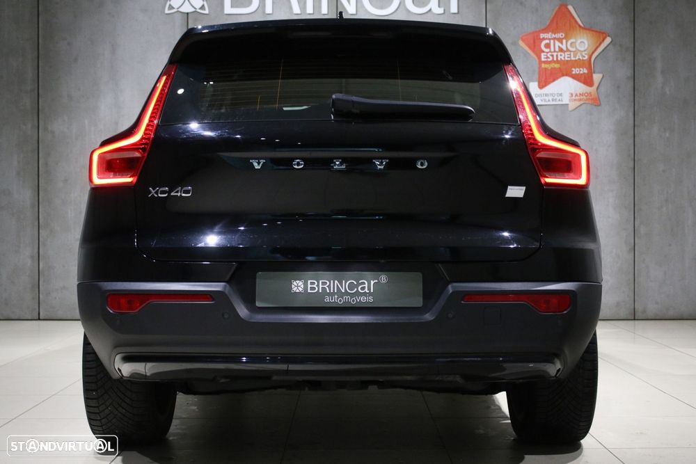 Volvo XC 40 Recharge Core - 17