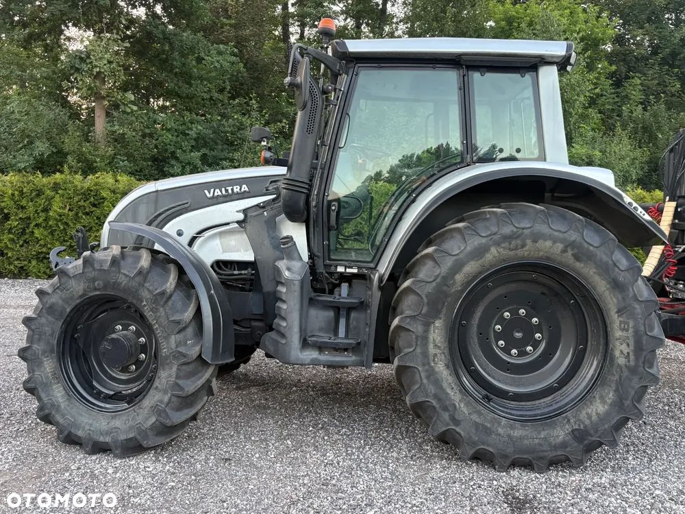 Valtra N142 - 11