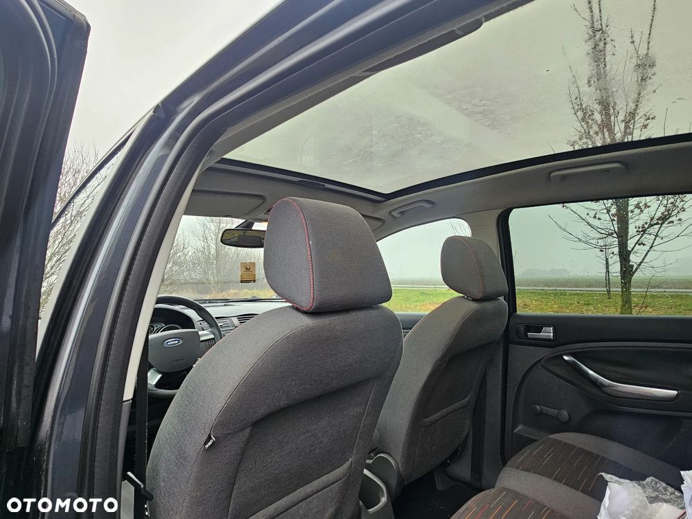 Ford Focus C-Max - 11