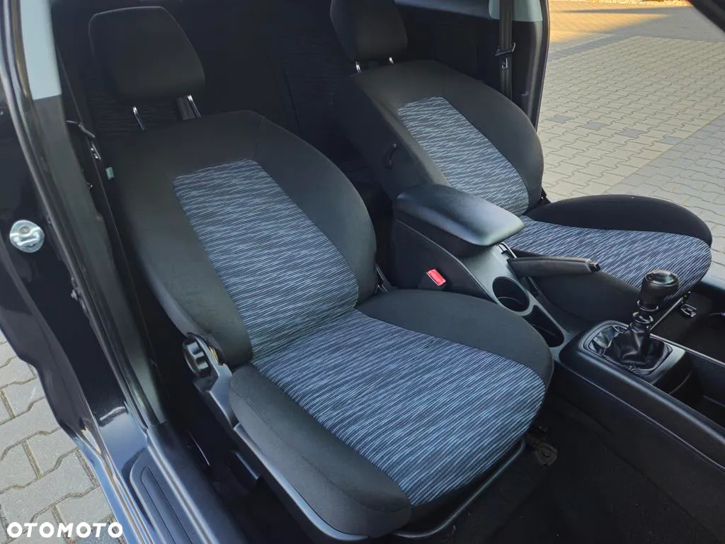 Kia ProCeed - 6