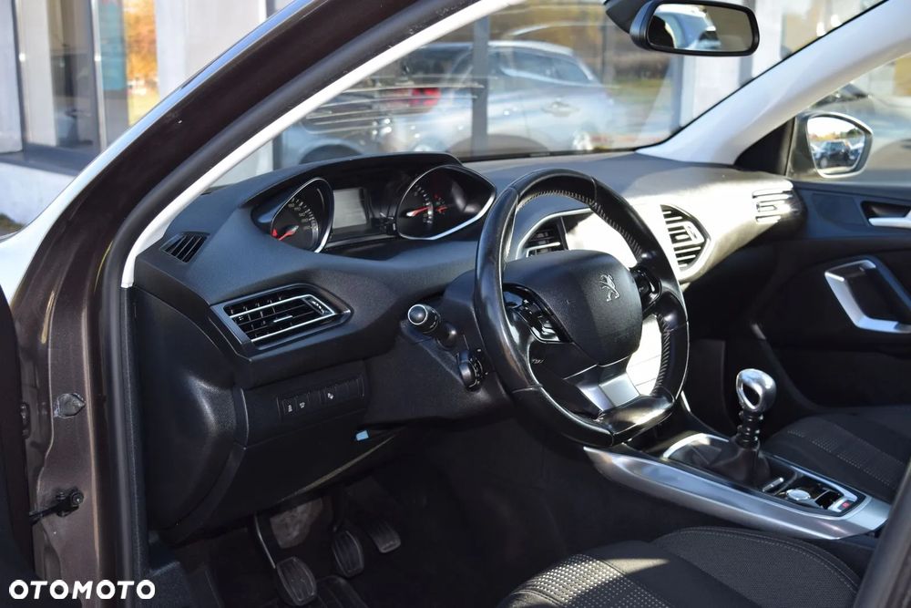 Peugeot 308 SW BlueHDi 120 Stop & Start Allure - 16