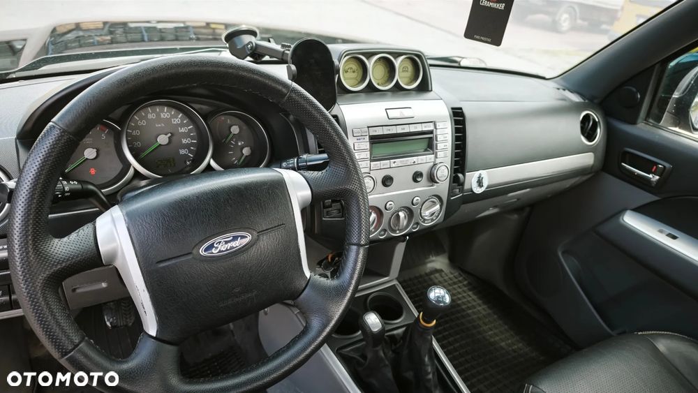 Ford Ranger 2.5 TDCi DC XLT - 10