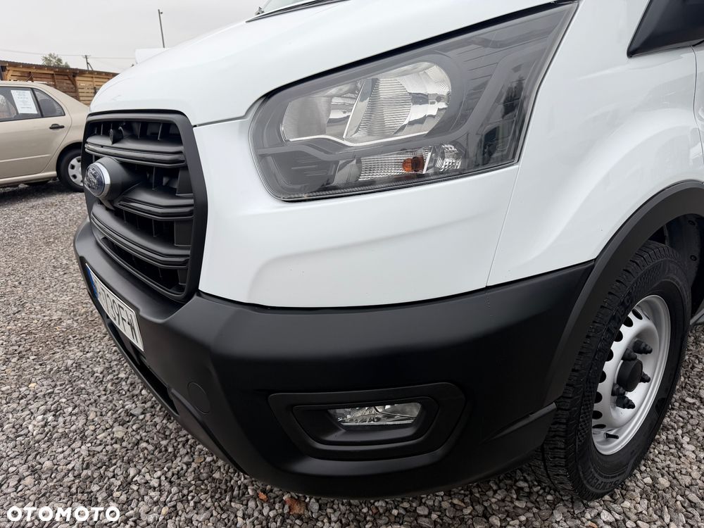 Ford Transit - 28
