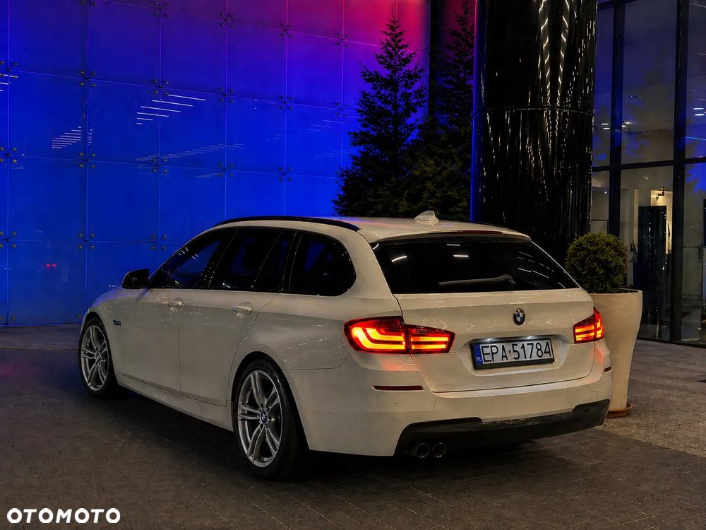 BMW Seria 5 520d - 28