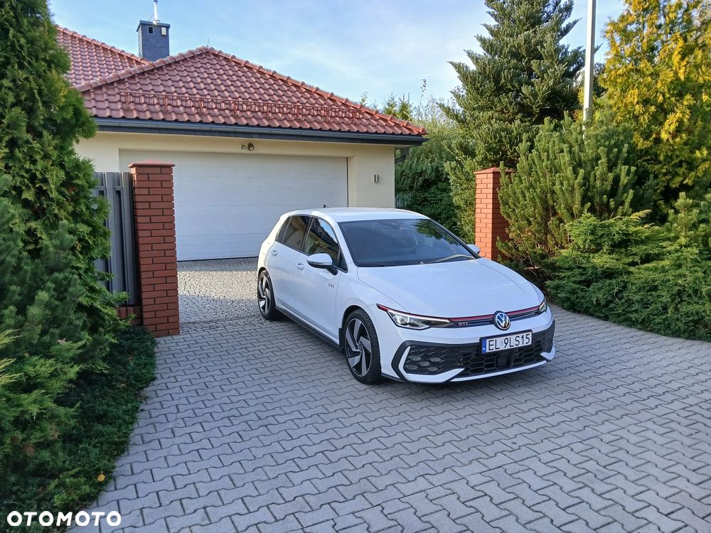 Volkswagen Golf 2.0 TSI OPF DSG GTI - 2