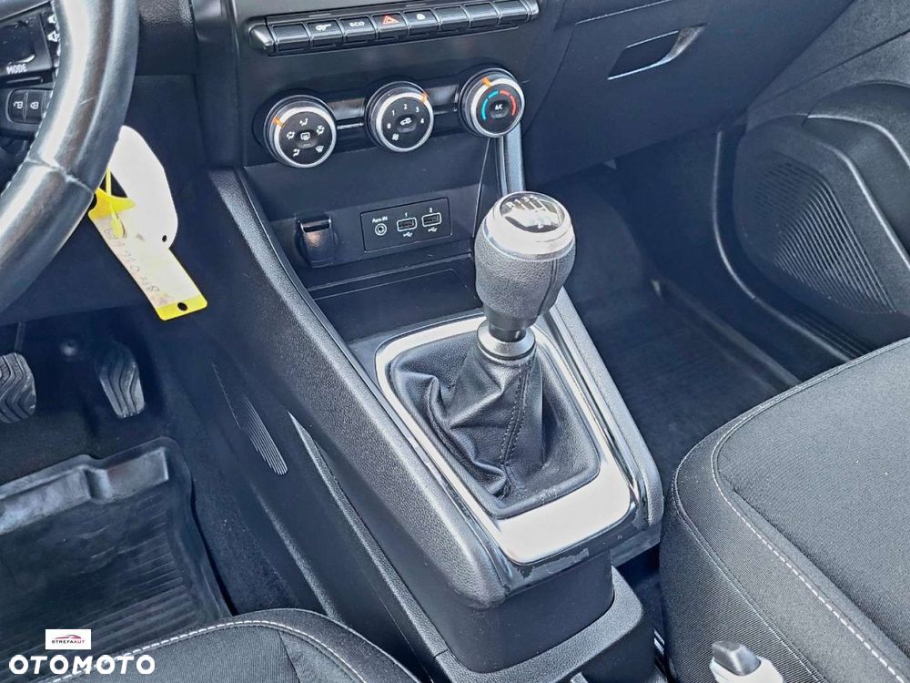Renault Captur - 27