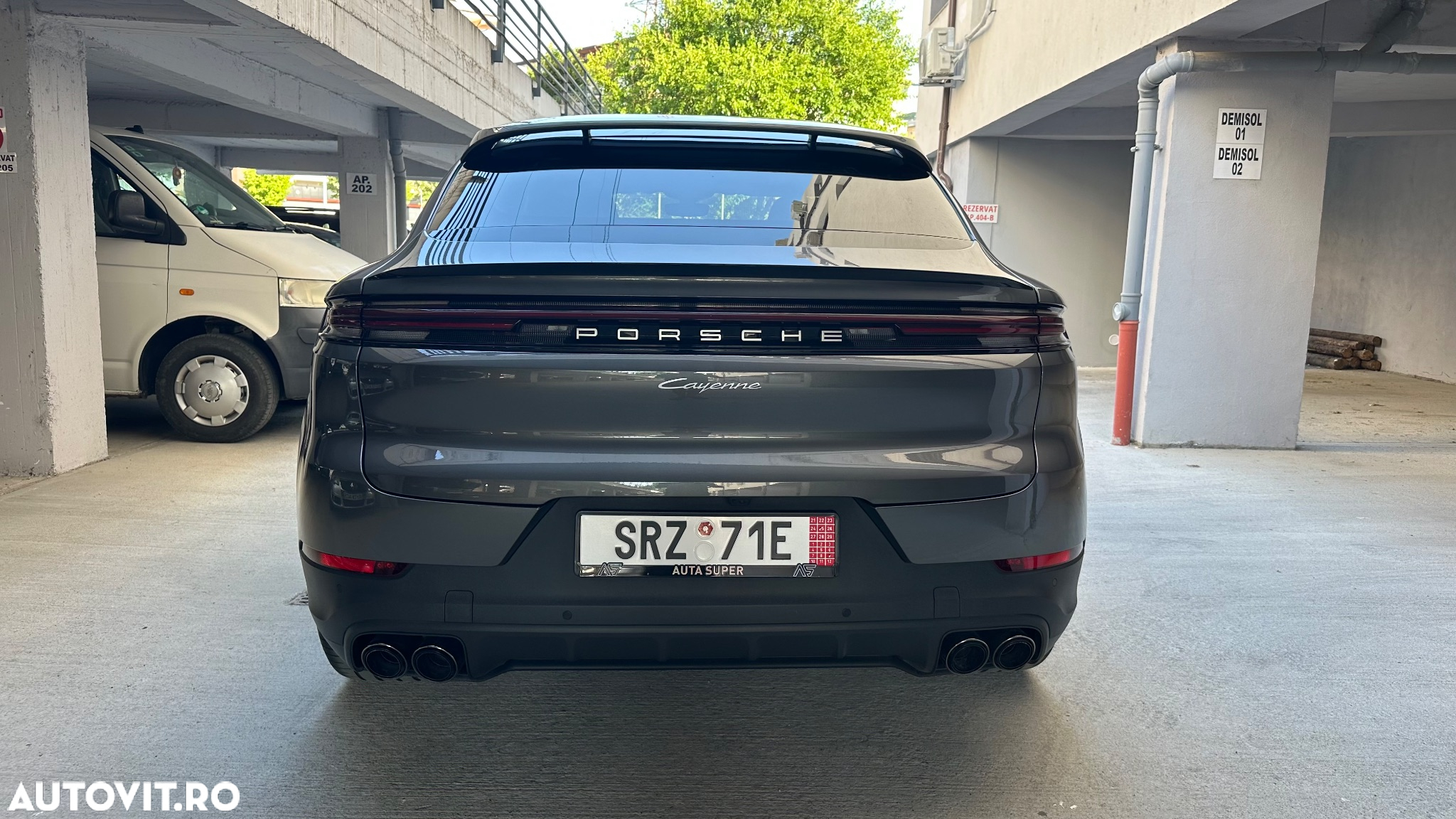Porsche Cayenne Coupe - 4