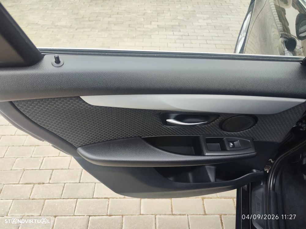 BMW 216 Active Tourer d Advantage - 18