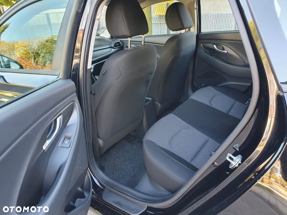 Hyundai i30 1.4 Select - 15