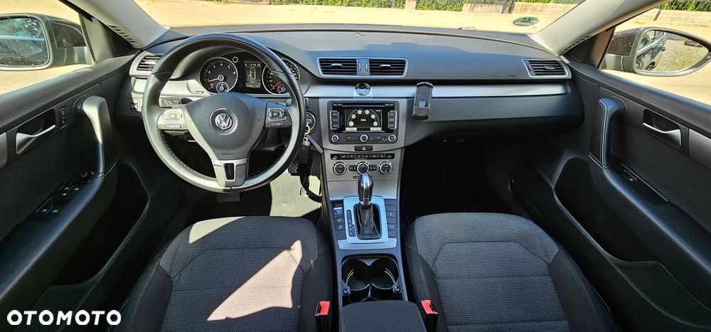 Volkswagen Passat 1.4 TSI DSG BlueMotion Technology Trendline - 23