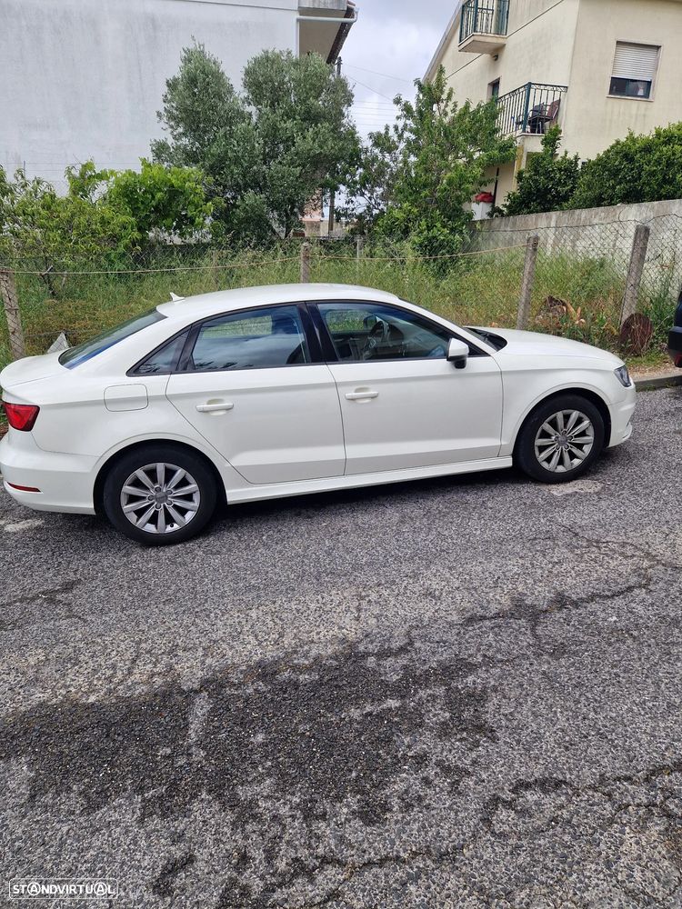 Audi A3 Limousine 1.6 TDI Attraction Ultra - 19