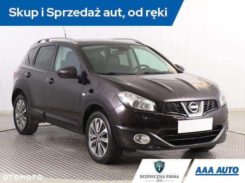 Nissan Qashqai - 2