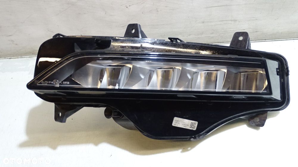 HALOGEN LEWY LED DRL SKODA OCTAVIA IV - 1